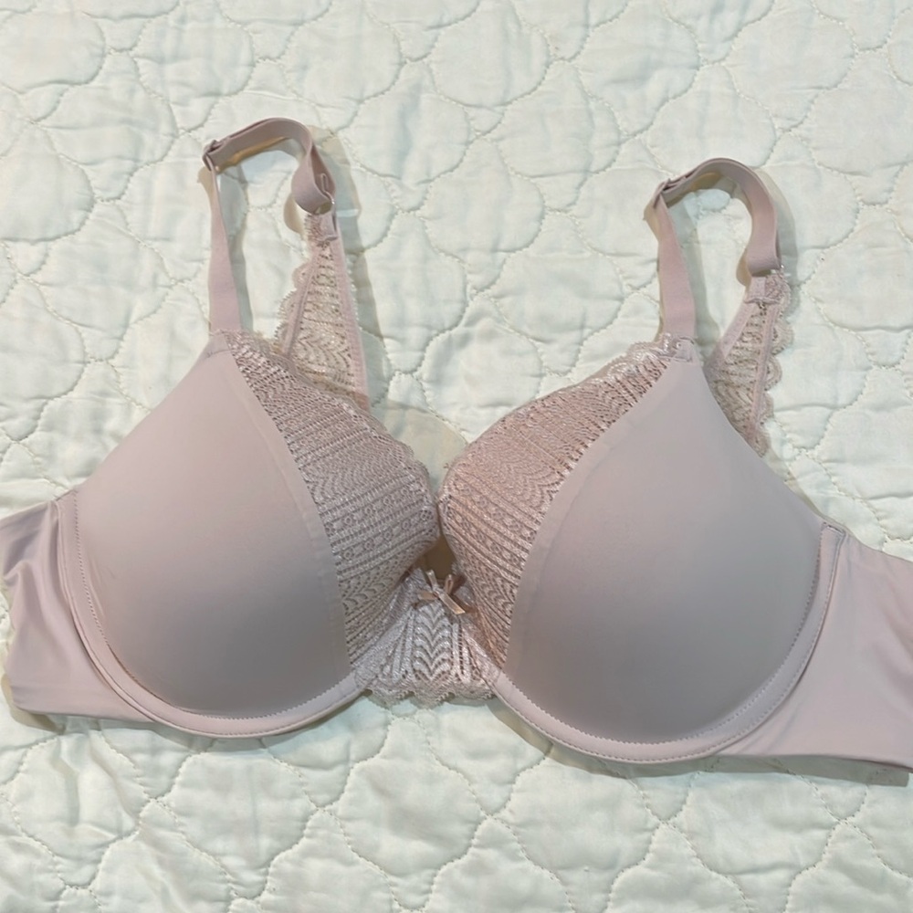 MaidenForm Comfort Devotion 36C